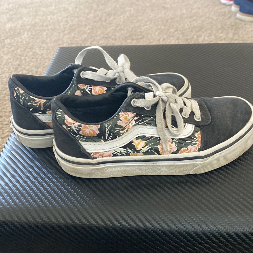 Little girl Vans